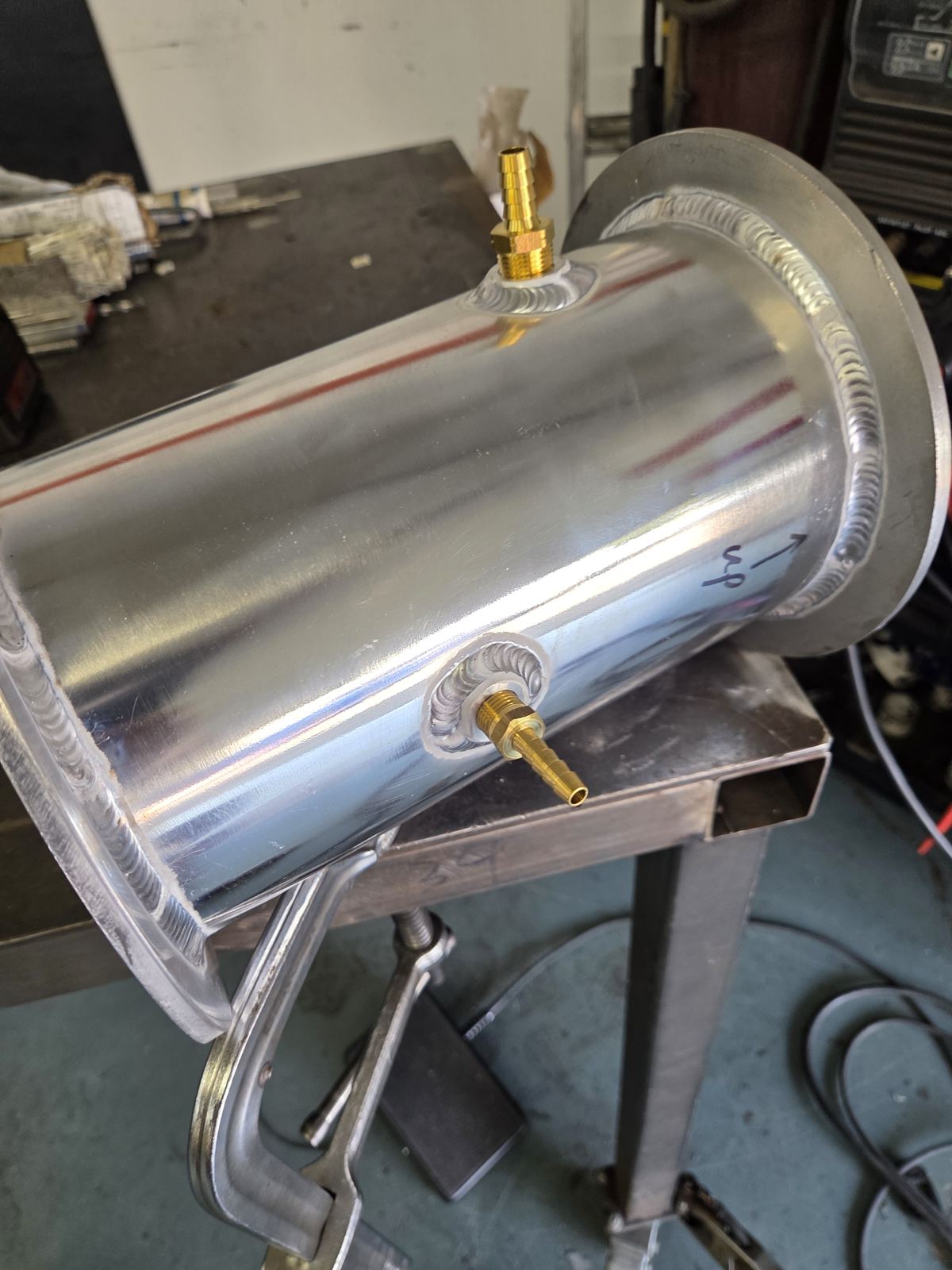 TIG-welded aluminum tank with flange and brass fittings